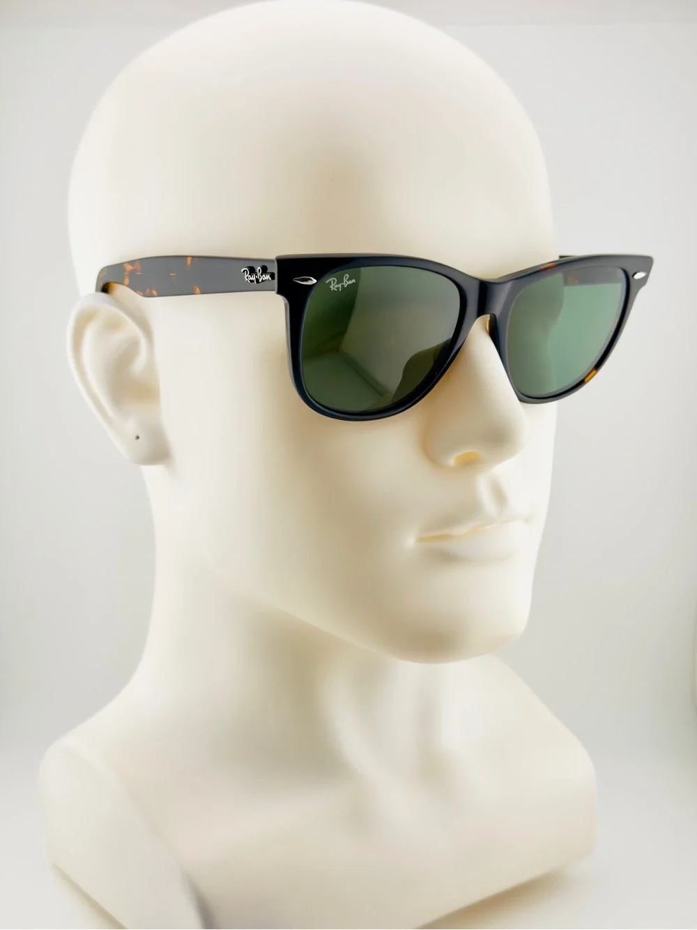 Ray-Ban Classic Wayfarer Sunglasses RB2140 Tortoise Frame with Green Lens 54mm